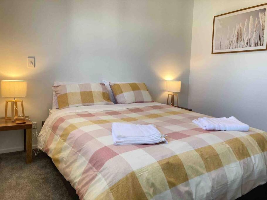 Cheerful 2 Bedroom Townhouse In Addington! Christchurch Exteriér fotografie