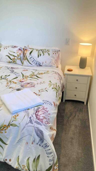 Cheerful 2 Bedroom Townhouse In Addington! Christchurch Exteriér fotografie